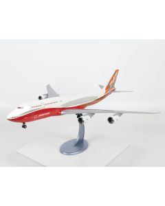 1/144 Zvezda #7010 Civil Airliner Boeing 747-8 - Official Product Image 1