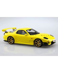 1/24 Aoshima Initial D #15 Mazda Infini RX-7 Type R Keisuke Takahashi Project D ver. with Figure - Official Product Image 1