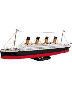 1/300 Cobi Historical Collection #1916 British Passenger Liner RMS Titanic - Official Product Image 1
