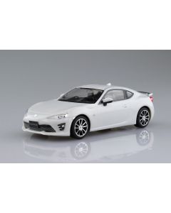 1/32 Aoshima The Snap Kit #03A Toyota ZN6 Toyota 86 Crystal White Pearl - Official Product Image 1