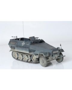 1/35 Zvezda #3572 German Personnel Carrier Sd.Kfz.251/1 Hanomag Ausf.B - Official Product Image 1