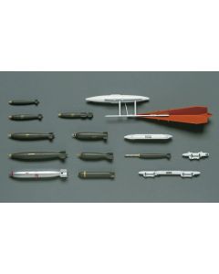1/48 Aircraft Accessory X48-1 Aircraft Weapons A: U.S. Bombs & Tow Target System - Official Product Image