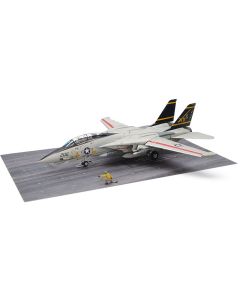 1/48 Tamiya #122 U.S. Carrier Fighter Grumman F-14A Tomcat Late Model Carrier Launch Set - Official Product Image 1