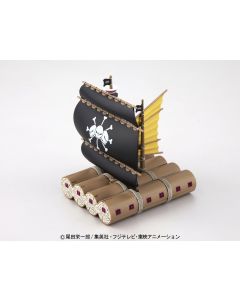 ONE PIECE Grand Ship Collection Marshall D. Teach's Pirate Ship - Official Product Image 1