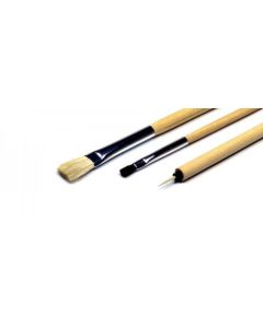 Tamiya Modeling Brush Basic Set (No.1 Flat, No.3 Flat and Fine Pointed Brush) - Official Product Image 1
