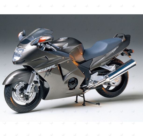 1/12 Tamiya Motorcycle #70 Honda CBR 1100XX Super Blackbird